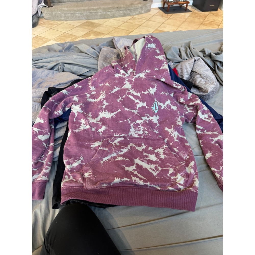 Volcom Boys Purple Acid Wash Pullover Hoodie Sweatshirt Stone Logo Size M